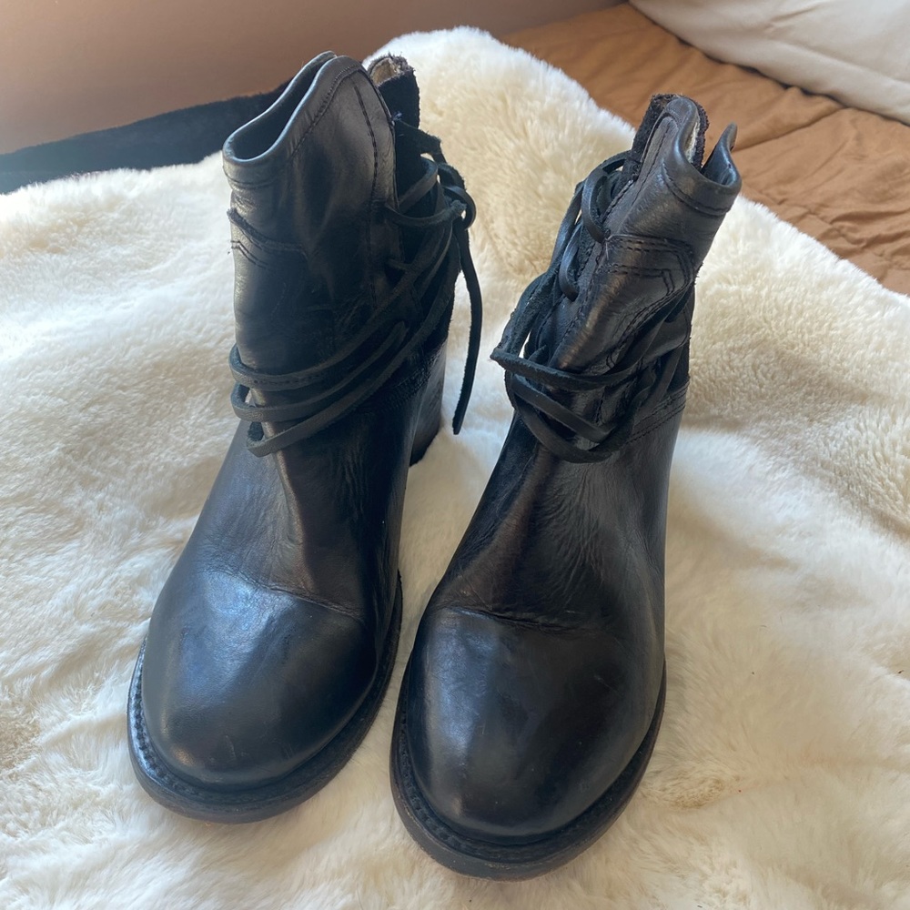 Freebird booties - black with back tie up by Steve Madden